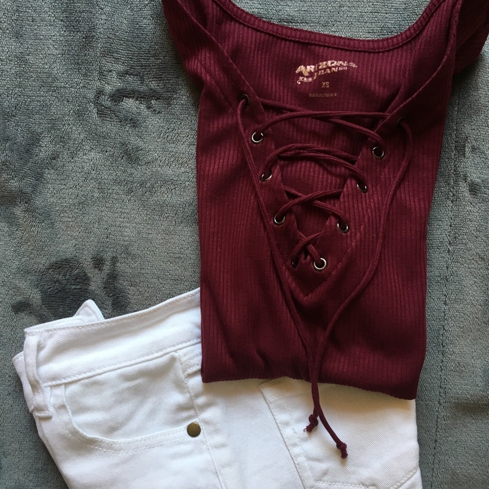 (EUC) Arizona ribbed string lace top